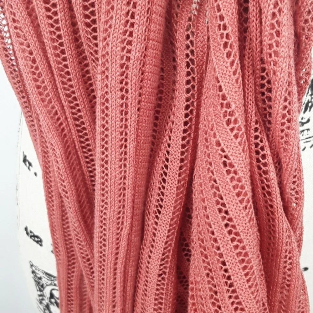A NEW DAY Light Red Scarf Drape Wrap One Size Knit Scarf Womens OS - Picture 3 of 8